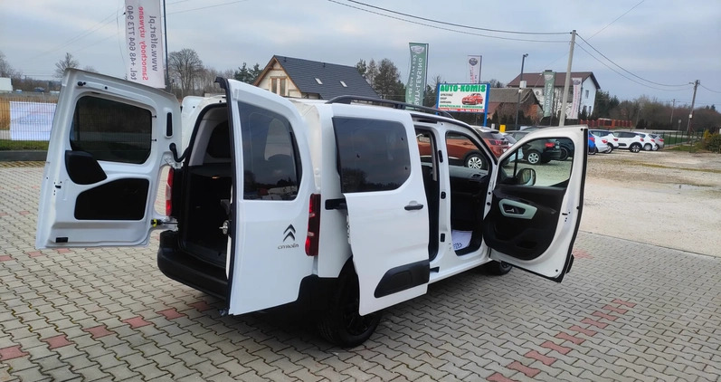 Citroen Berlingo cena 66900 przebieg: 111000, rok produkcji 2020 z Staszów małe 497